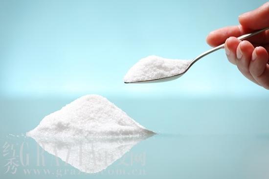 食鹽、白糖去黑頭法