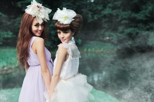 玩轉(zhuǎn)姐妹裝 和閨蜜一起“如花似玉” 玩轉(zhuǎn)姐妹裝 和閨蜜一起“如花似玉”