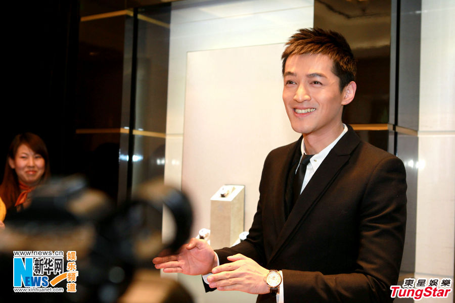 胡歌預為餐廳員工發(fā)獎金 呼吁保障演員生命安全 胡歌預為餐廳員工發(fā)獎金 呼吁保障演員生命安全