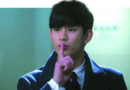 于正評價金秀賢沒什么演技，只是長得很討喜。