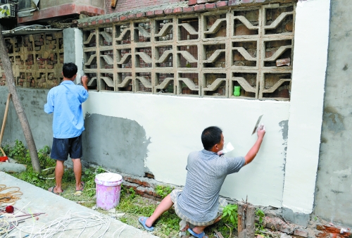 　老舊小區(qū)改造完畢后，“年輕”了、“身價(jià)”也漲了。