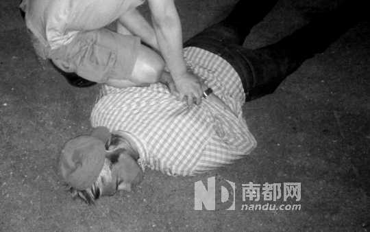 俄羅斯安全部門發(fā)布圖片顯示，美國(guó)駐俄使館工作人員福格爾被抓獲。