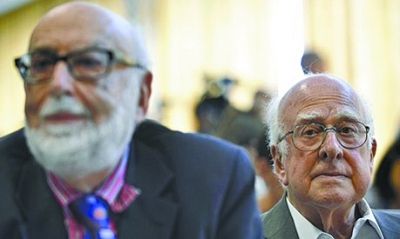 比利時科學家恩勒特（左）和英國科學家希格斯（右）有望獲得諾貝爾物理學獎。