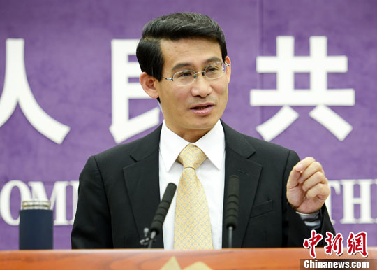 10月17日，中國商務(wù)部舉行例行發(fā)布會(huì)，介紹1-9月中國商務(wù)運(yùn)行情況。圖為商務(wù)部新聞發(fā)言人沈丹陽。