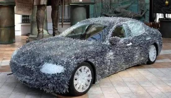 驚！車主用玻璃渣改裝瑪莎拉蒂