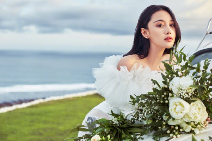 張馨予的婚紗成了淘寶爆款，知道價格后讓人大跌眼鏡！