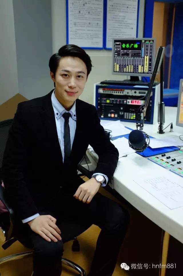 以及我們881的小鮮肉 — 思嘉??！