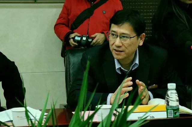 互動(dòng)結(jié)束后華潤(rùn)燃?xì)獾年愒タ傄矊?duì)各位達(dá)人們提出的問(wèn)題一一作出解答，可是讓大家伙兒們相當(dāng)滿(mǎn)意呢！