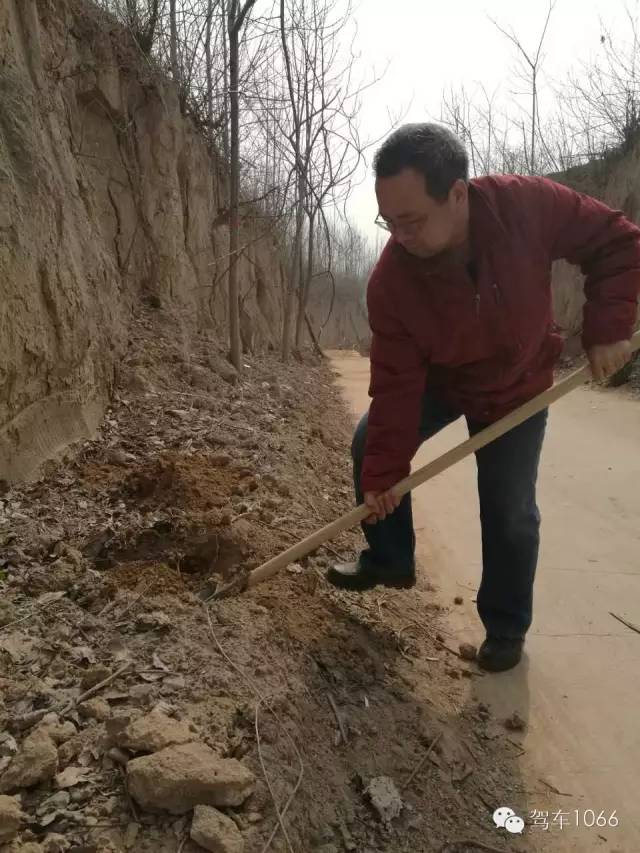 這大叔干起活也是很6呀！