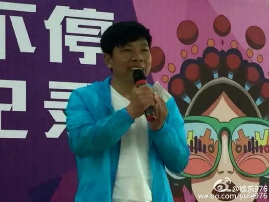 見證挑戰(zhàn)的戲迷代表陳紅森講述自己和戲曲的故事、見證歷史時刻的心情。