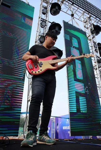 辛苦樂隊老師，你們跟我們一起，共同見證了時光音樂節(jié)是如何一步步成長至今的。