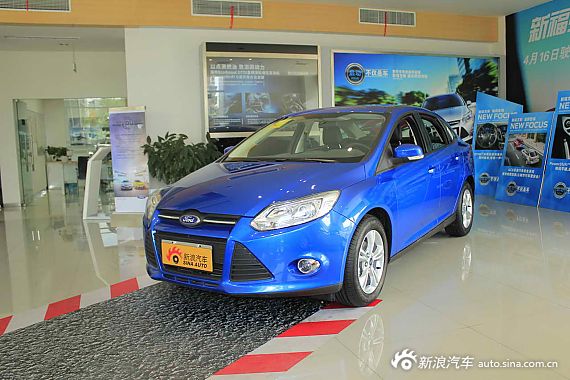 　福克斯兩廂經(jīng)典1.8MT 時(shí)尚型