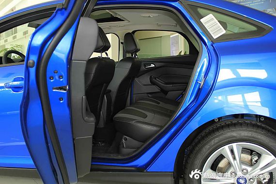 　?？怂箖蓭?jīng)典1.8MT 時(shí)尚型