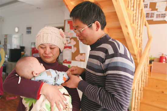 半年之后，奇奇終于見到爸爸媽媽了