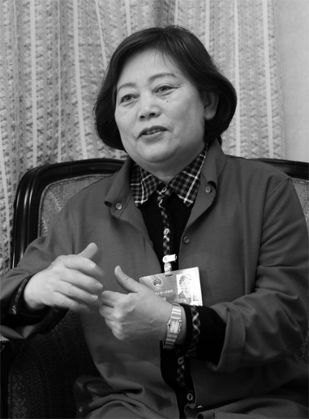 代表檔案：王繡 全國人大代表、洛陽博物館名譽(yù)館長