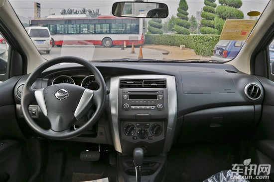 2013款日產(chǎn)驪威 2013款日產(chǎn)驪威