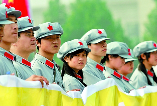 盧氏縣舉辦“喜迎十八大重走紅二十五軍長(zhǎng)征路”啟動(dòng)儀式 盧氏縣舉辦“喜迎十八大重走紅二十五軍長(zhǎng)征路”啟動(dòng)儀式