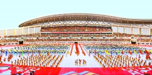 9月16日，第七屆全國農(nóng)民運(yùn)動(dòng)會(huì)開幕式在南陽市體育場(chǎng)舉行