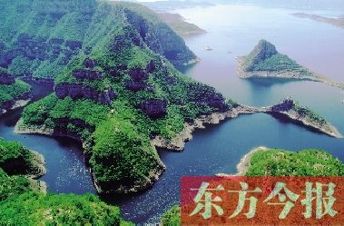 碧水藍(lán)天有綠色,是濟(jì)源人生活的愿望。如今,正是因?yàn)闈?jì)源有山有水,綠樹成蔭,很多在外工作的濟(jì)源人慢慢選擇回家鄉(xiāng)買房定居。