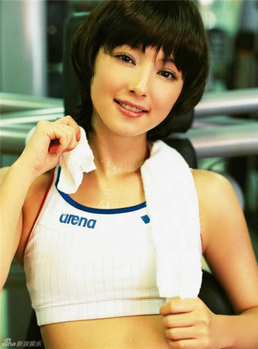 日本最美女星佐佐木希運(yùn)動寫真