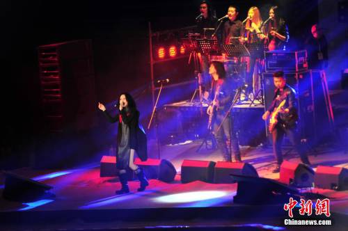 “搖滾女歌手”羅琦在京首開個(gè)唱