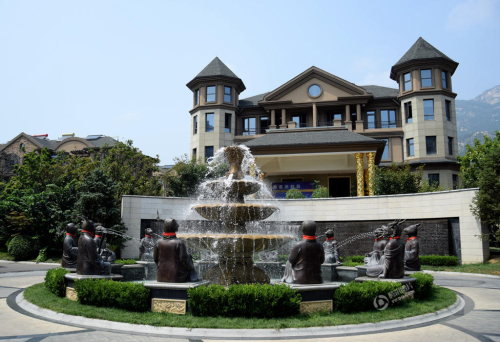 泰安一豪宅仿建十二生肖獸首銅像噴泉 泰安一豪宅仿建十二生肖獸首銅像噴泉