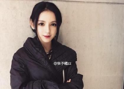 國(guó)民老公王思聰?shù)木p聞女友張予曦，93年