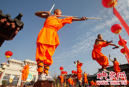 每個(gè)人心中都有一個(gè)或明或暗的功夫圖騰,作為武林高手，他們能飛檐走壁，擁有蓋世神功。