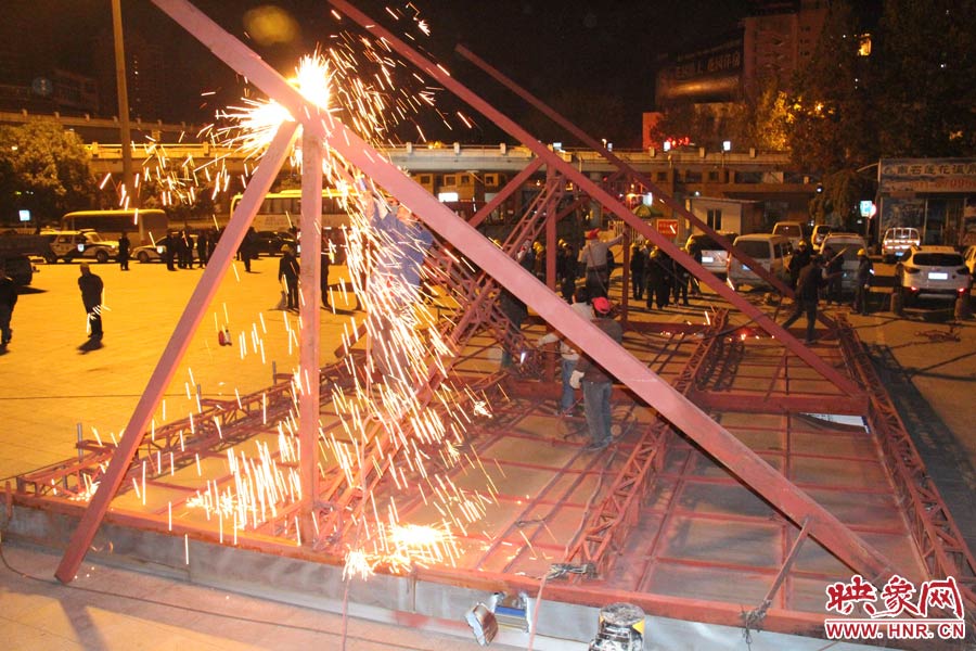 拆除現(xiàn)場(chǎng)。