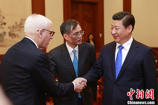 10月23日，中國(guó)國(guó)家主席習(xí)近平在北京釣魚(yú)臺(tái)國(guó)賓館會(huì)見(jiàn)清華大學(xué)經(jīng)濟(jì)管理學(xué)院顧問(wèn)委員會(huì)海外委員。