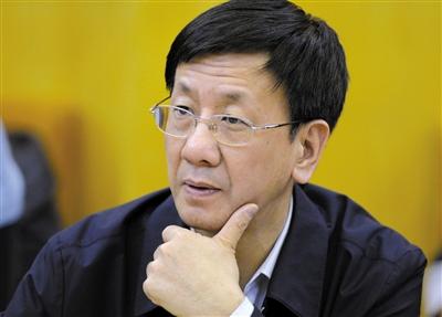 昨日，最高檢檢察長曹建明在遼寧團參加“兩高”報告分組審議。記者 陳杰 攝