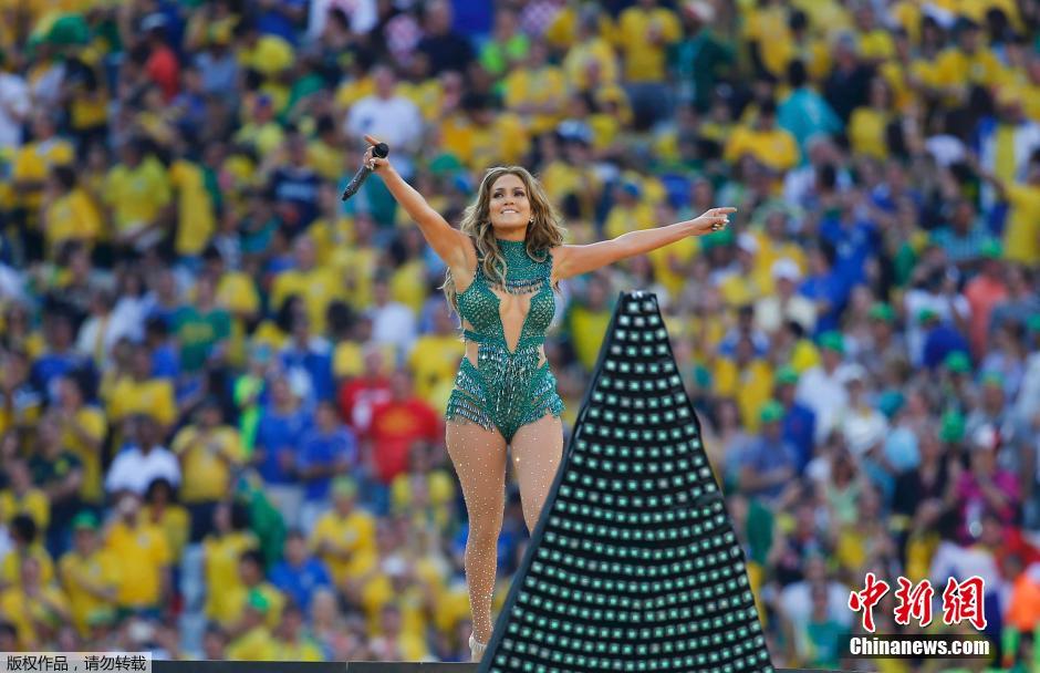 北京時間6月13日凌晨2時，巴西世界杯正式拉開帷幕。