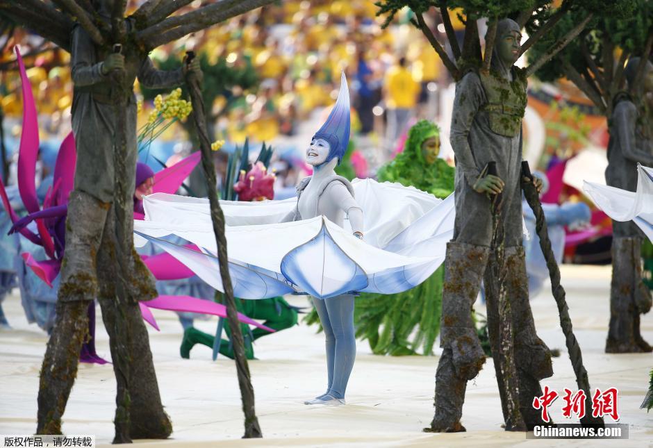 北京時間6月13日凌晨2時，巴西世界杯正式拉開帷幕。