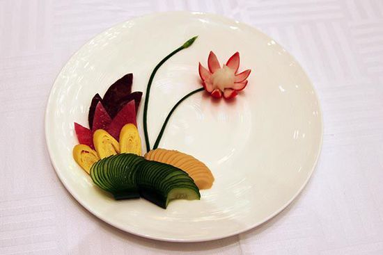 迎賓冷盤“洋花蘿卜”。 花惠生 供圖