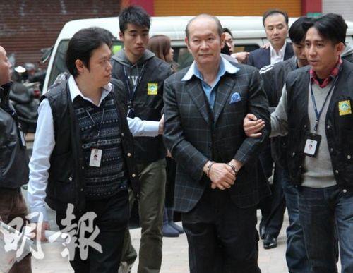 圖自《明報》 圖自《明報》