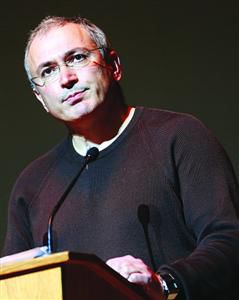 2014年3月10日，烏克蘭，霍多爾科夫斯基在基輔理工大學(xué)發(fā)表演講。