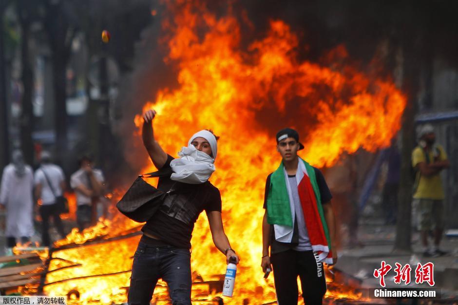 法國多地爆發(fā)反以游行 法國多地爆發(fā)反以游行