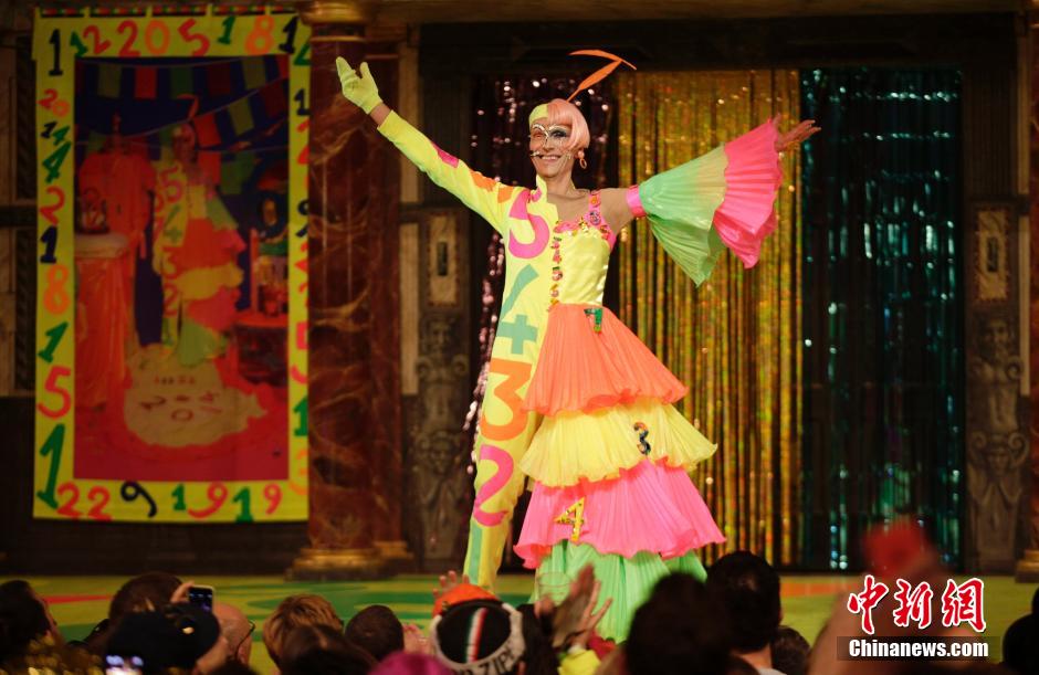 另類世界小姐大賽舉行 選手奇葩造型雷爆眼球 另類世界小姐大賽舉行 選手奇葩造型雷爆眼球