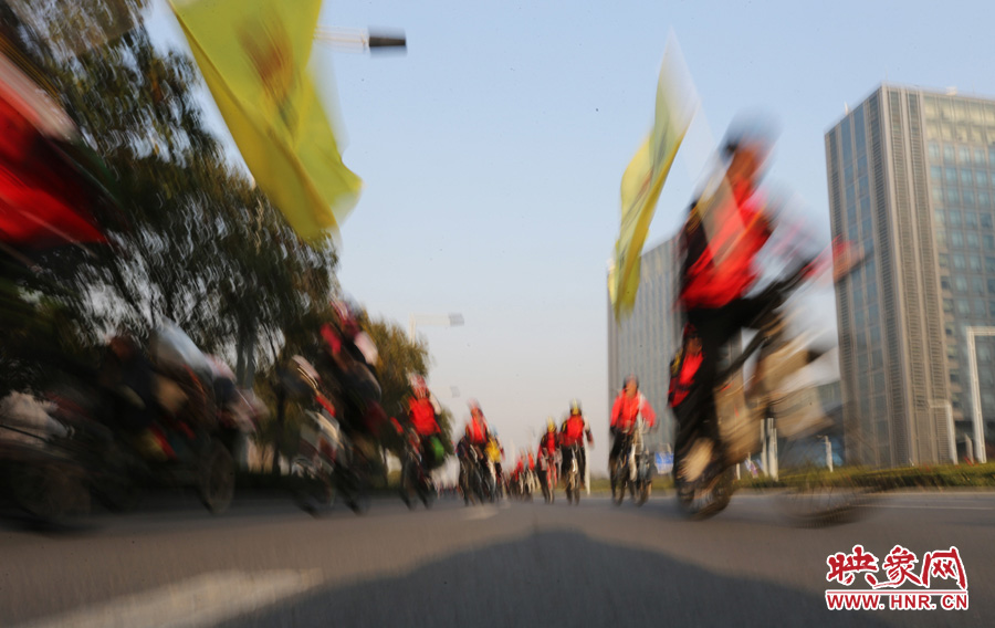 獻(xiàn)愛(ài)心、騎行天下，映象網(wǎng)騎行車(chē)友樂(lè)翻天