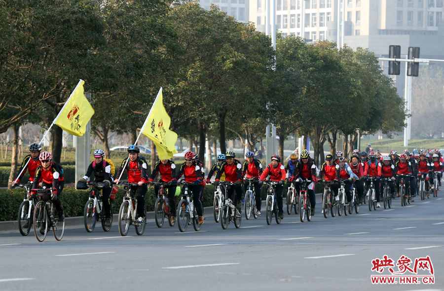 獻(xiàn)愛(ài)心、騎行天下，映象網(wǎng)騎行車(chē)友樂(lè)翻天