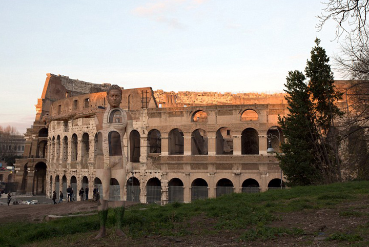 美藝術家彩繪模特“隱身”世界七大奇跡 美藝術家彩繪模特“隱身”世界七大奇跡