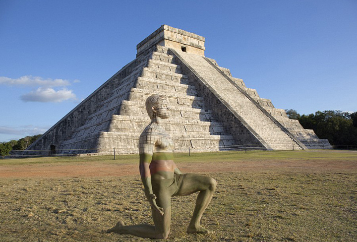 美藝術家彩繪模特“隱身”世界七大奇跡 美藝術家彩繪模特“隱身”世界七大奇跡