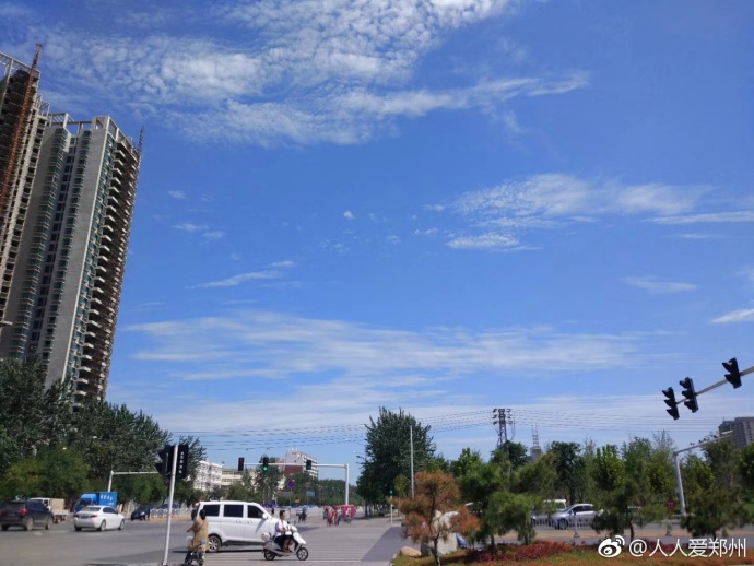 又被鄭州的藍天刷屏！隨便一拍就是手機壁紙