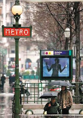 法國設置“語言警察”，防止民眾在受限制的場合說英語或聽英語內容。