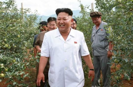 金正恩視察果木農(nóng)場贊其世外桃源讓人詩興大發(fā) 金正恩視察果木農(nóng)場贊其世外桃源讓人詩興大發(fā)