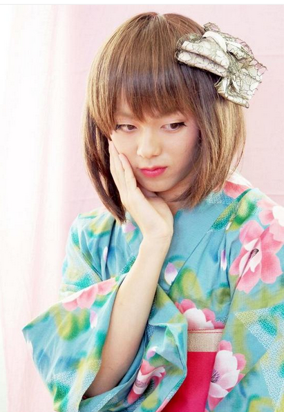 日本男子學校舉辦“校花”大賽 參賽者須男扮女裝