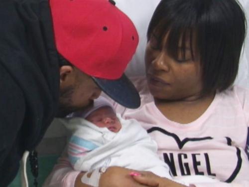 俄亥俄州一對同為元旦生日的夫妻，就在剛剛過去的1月1日，又生下了自己的女兒。