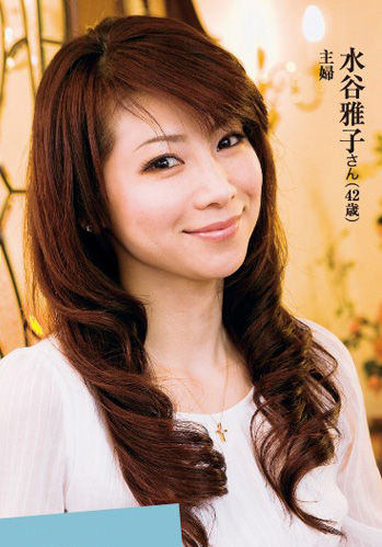 梨花頭始祖41歲 身材火辣皮膚好似少女 梨花頭始祖41歲 身材火辣皮膚好似少女