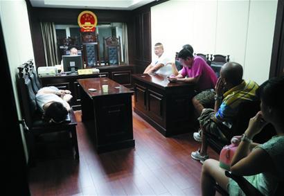 法院強制執(zhí)行拘傳老賴