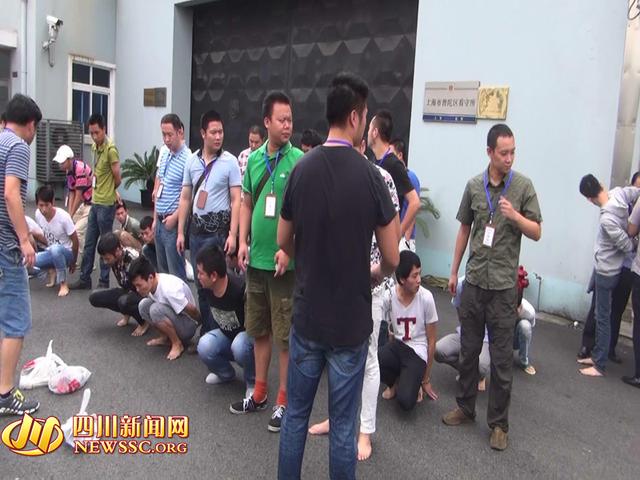 公安局管抓捕詐騙公司現(xiàn)場(chǎng)（警方視頻截圖）。